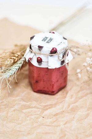 Крем мед с логотипом 250 гр. “в шапочке” (вкусы в ассортименте)