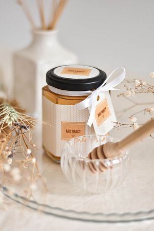 Мёд с логотипом 250 гр. с лентой и биркой.