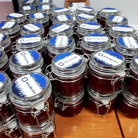 Крем-мёд с логотипом “Бугель” в деревянной коробке 350 гр. (вкусы в ассортименте)