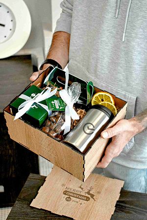Корпоративный подарочный набор 2018 Премиум